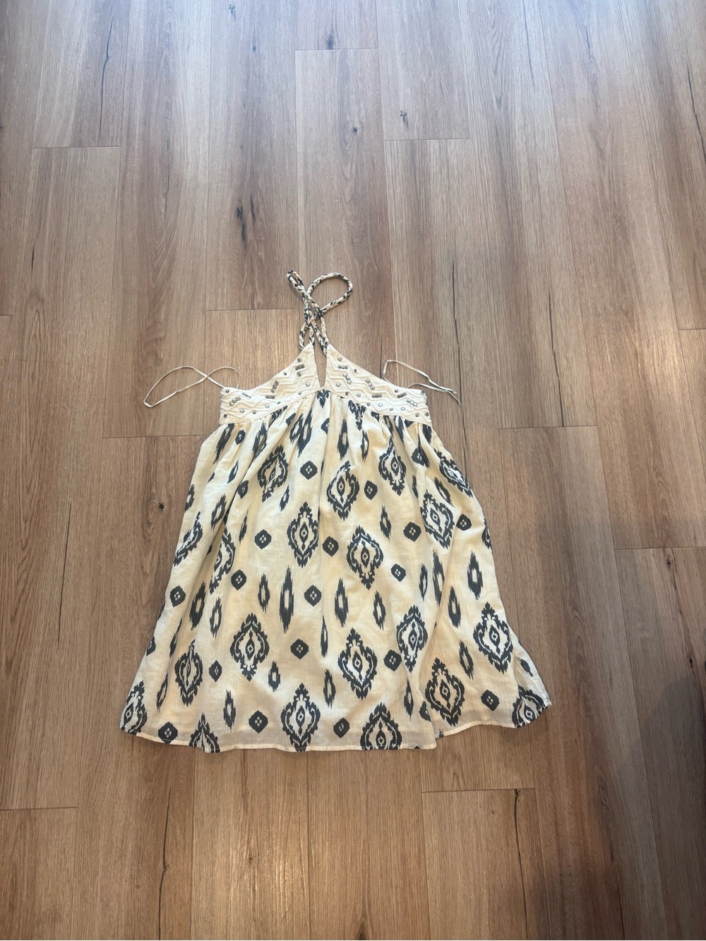 Zara Cream Mini Halter Dress with Black Geometric Print - Picture 2 of 4